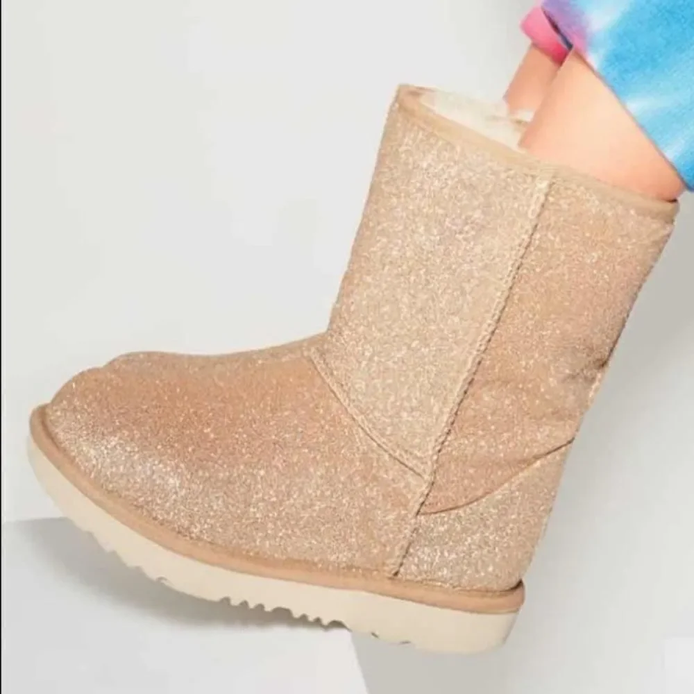 ❌Last deal❌Classic glitter UGG boot